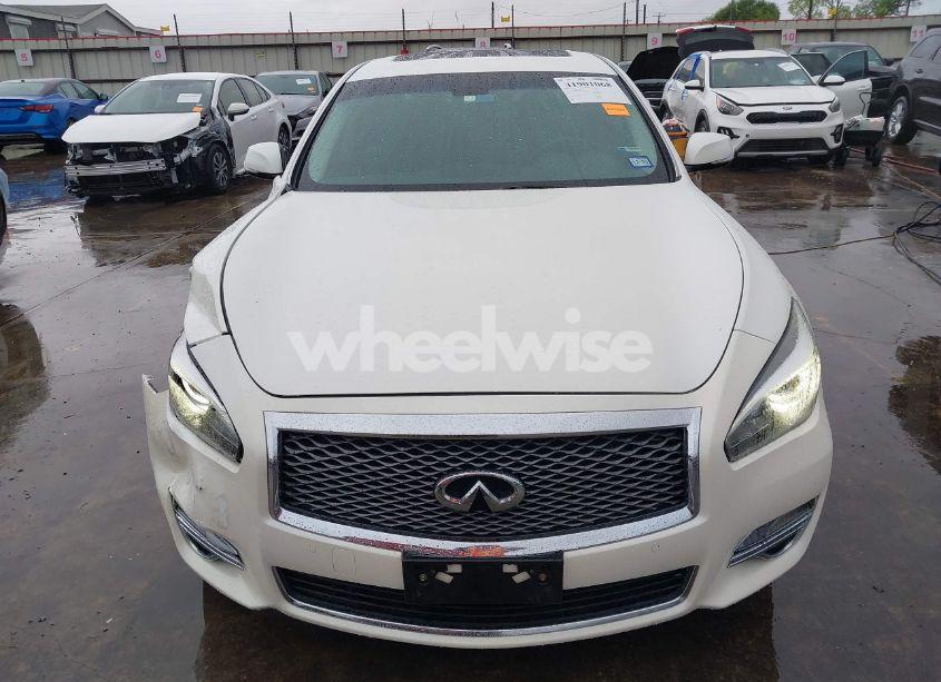 Photo 12 of 2018 Infiniti Q70l 3.7 LUXE (VIN JN1BY1PP3JM330478)