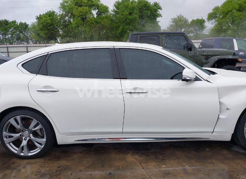 Photo 13 of 2018 Infiniti Q70l 3.7 LUXE (VIN JN1BY1PP3JM330478)