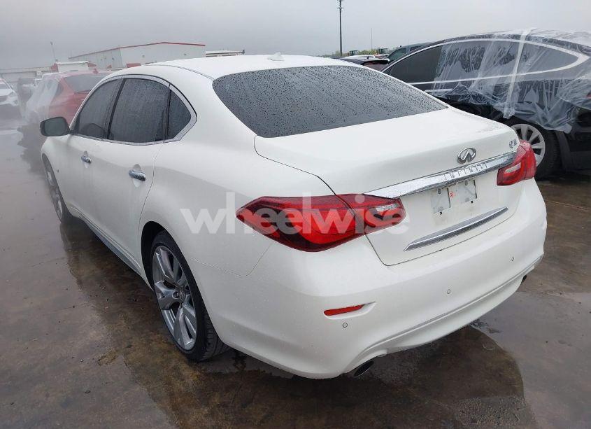 Photo 3 of 2018 Infiniti Q70l 3.7 LUXE (VIN JN1BY1PP3JM330478)