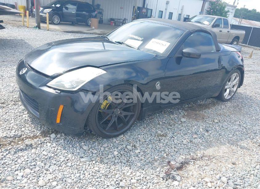 Photo 2 of 2007 Nissan 350z ENTHUSIAST (VIN JN1BZ36A37M651970)