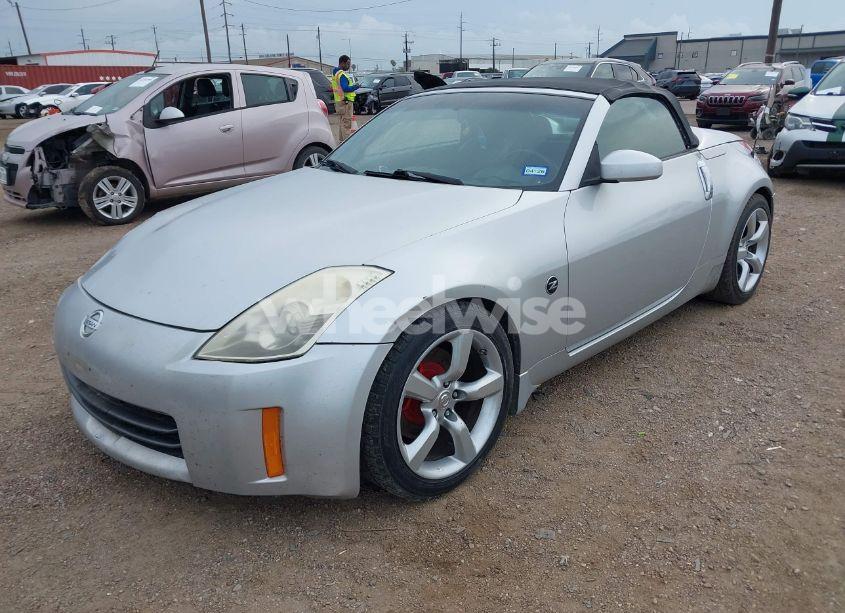 Photo 2 of 2007 Nissan 350z TOURING (VIN JN1BZ36AX7M652310)