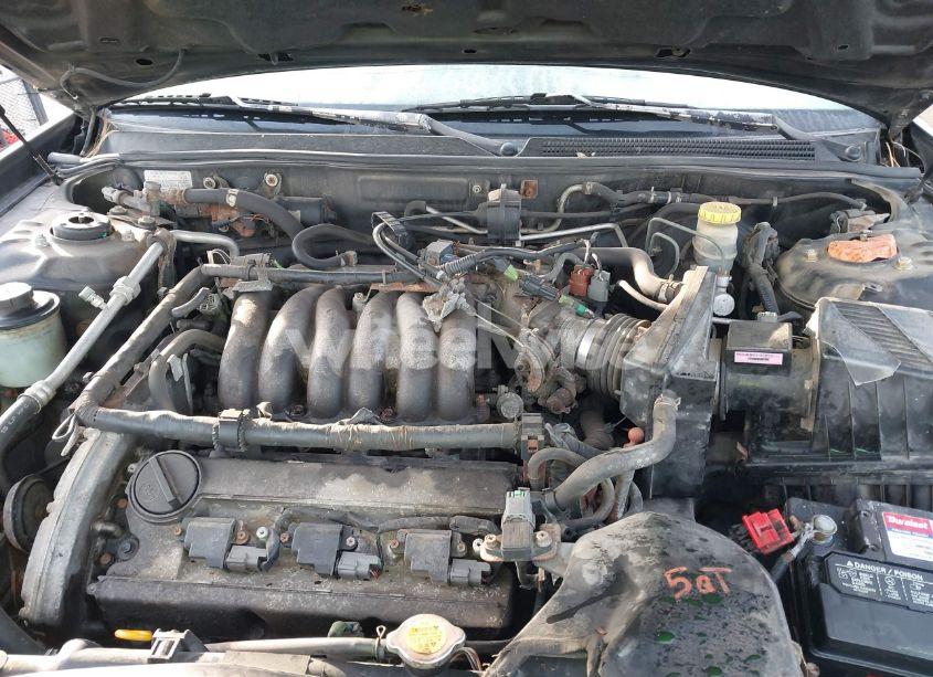 Photo 10 of 1999 Nissan Maxima GLE/GXE/SE/SE-L (VIN JN1CA21A0XT700187)