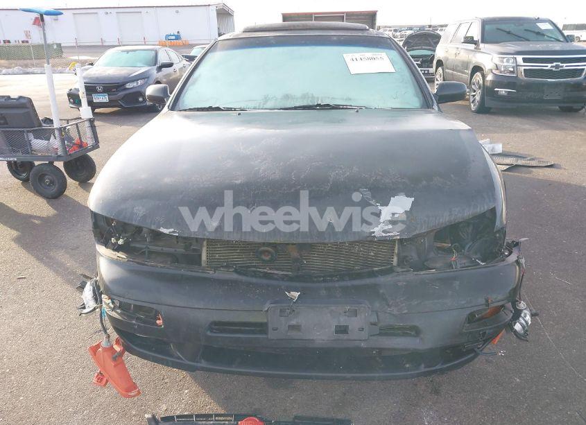 Photo 12 of 1999 Nissan Maxima GLE/GXE/SE/SE-L (VIN JN1CA21A0XT700187)