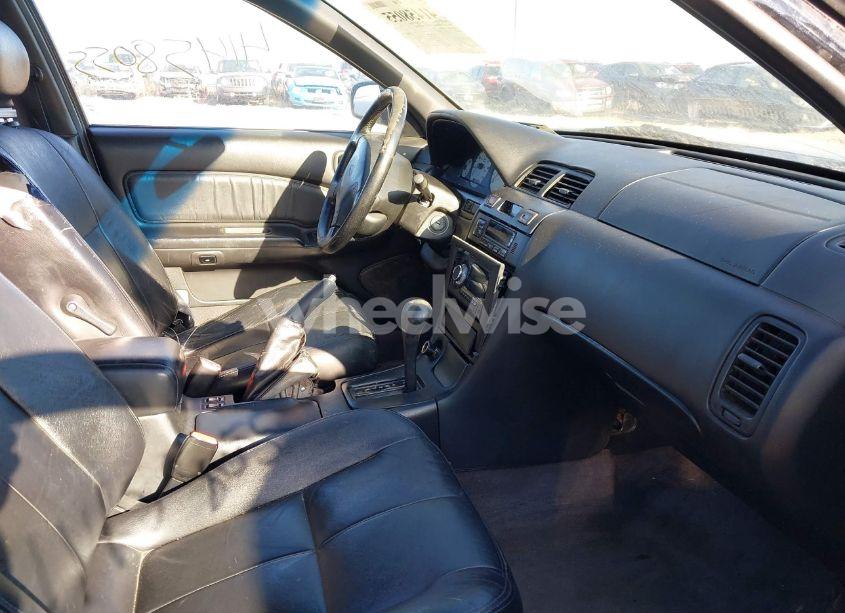 Photo 5 of 1999 Nissan Maxima GLE/GXE/SE/SE-L (VIN JN1CA21A0XT700187)