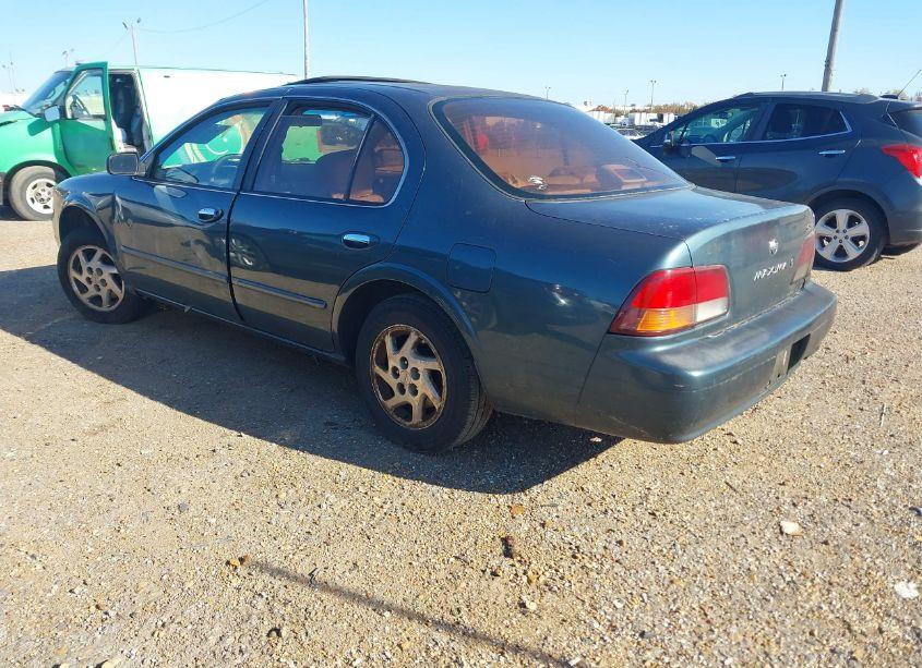 Photo 3 of 1998 Nissan Maxima GLE/GXE/SE (VIN JN1CA21A3WT402294)