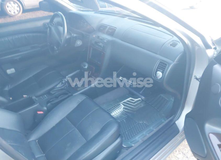 Photo 5 of 1999 Nissan Maxima GLE/GXE/SE/SE-L (VIN JN1CA21A4XT105729)