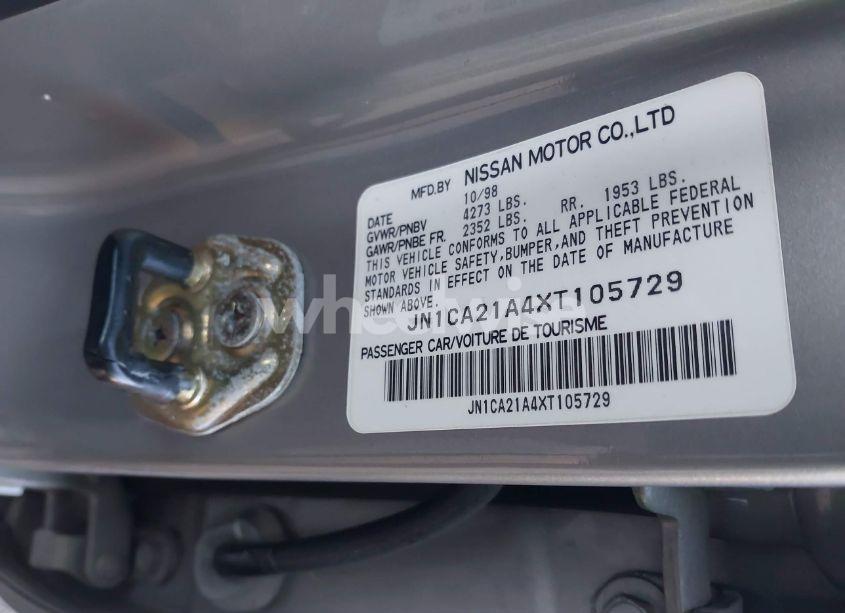 Photo 9 of 1999 Nissan Maxima GLE/GXE/SE/SE-L (VIN JN1CA21A4XT105729)