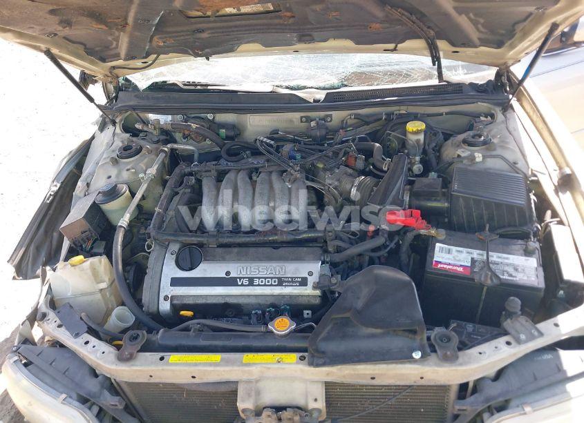 Photo 10 of 1999 Nissan Maxima GLE/GXE/SE/SE-L (VIN JN1CA21A8XT109136)