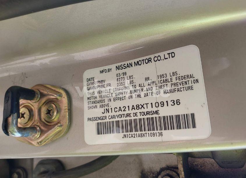 Photo 9 of 1999 Nissan Maxima GLE/GXE/SE/SE-L (VIN JN1CA21A8XT109136)