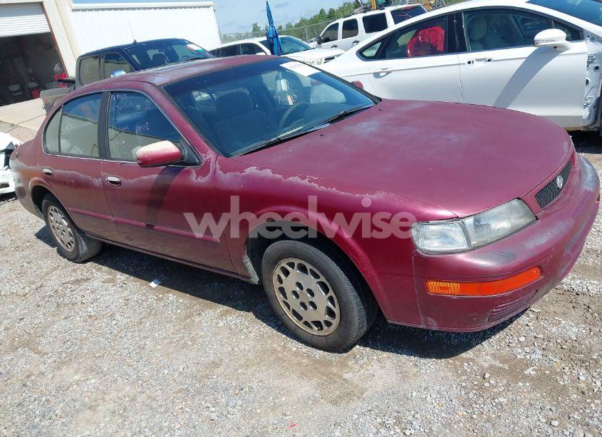 1995 Nissan Maxima GLE/GXE/SE (VIN JN1CA21D0ST641936) main photo