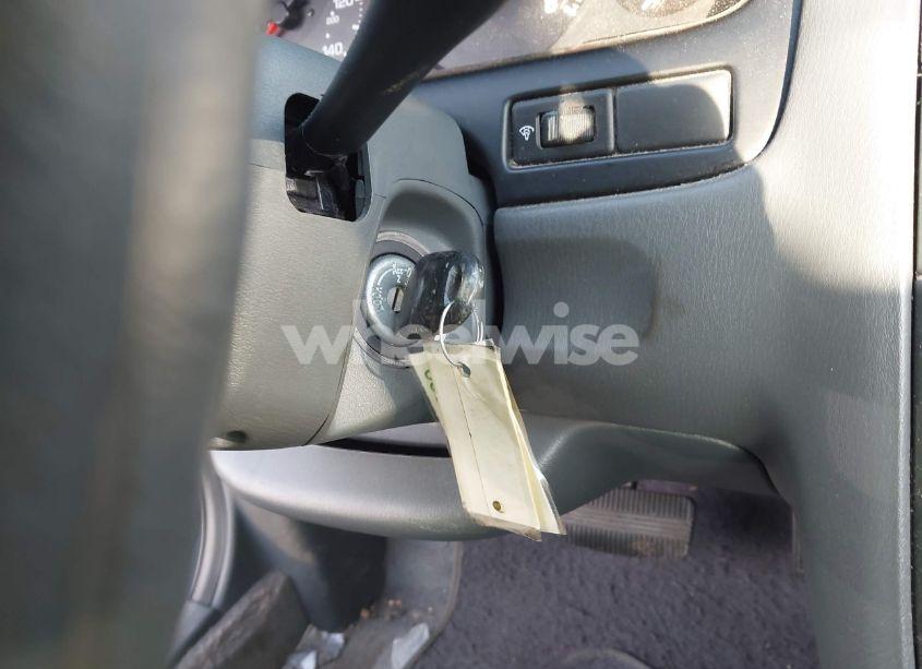 Photo 11 of 1999 Nissan Maxima GLE/GXE/SE/SE-L (VIN JN1CA21D0XT806150)