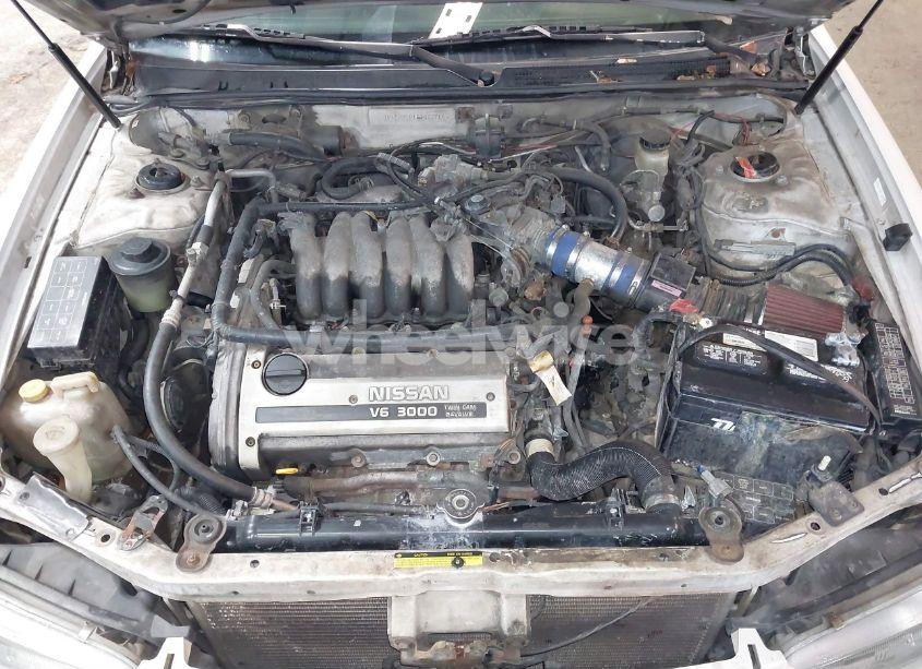 Photo 10 of 1995 Nissan Maxima GLE/GXE/SE (VIN JN1CA21D1ST012766)