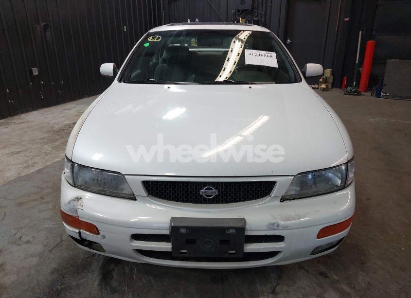 Photo 12 of 1995 Nissan Maxima GLE/GXE/SE (VIN JN1CA21D1ST012766)