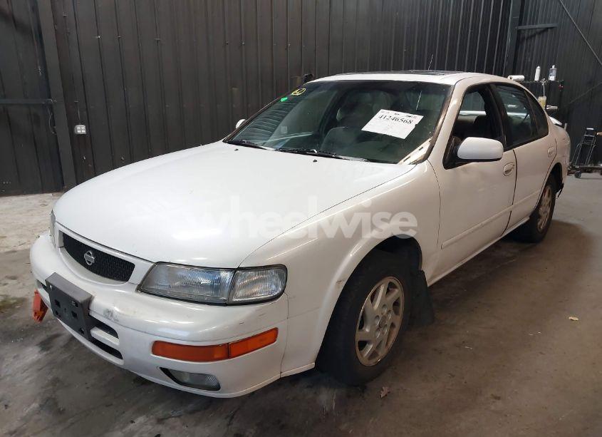 Photo 2 of 1995 Nissan Maxima GLE/GXE/SE (VIN JN1CA21D1ST012766)