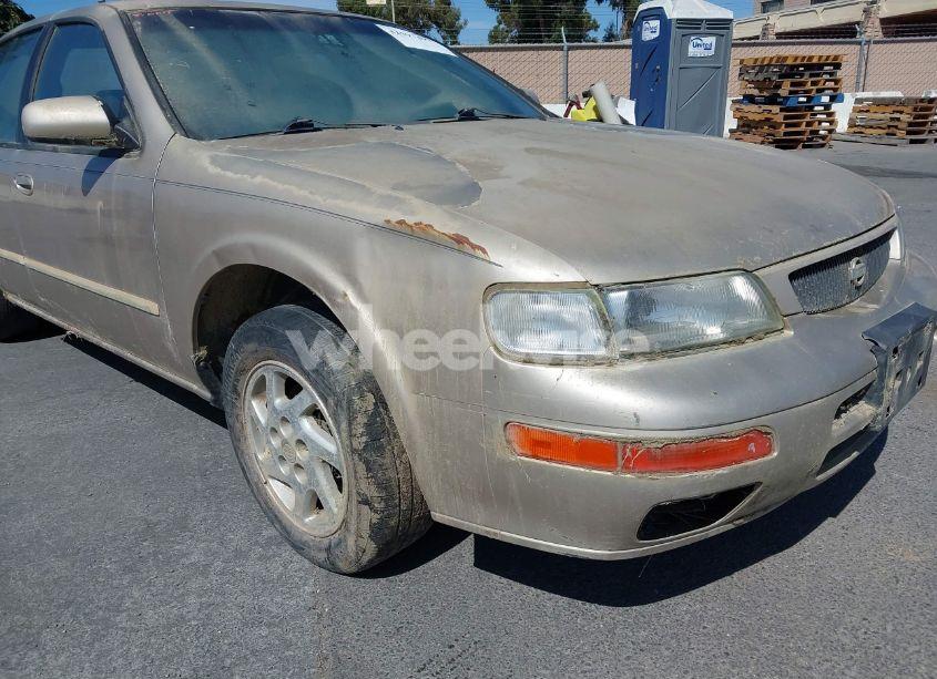 Photo 6 of 1996 Nissan Maxima GLE/GXE/SE (VIN JN1CA21D1TT171465)