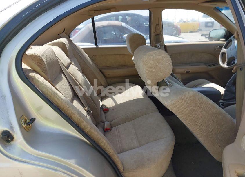 Photo 8 of 1999 Nissan Maxima GLE/GXE/SE/SE-L (VIN JN1CA21D1XM415860)