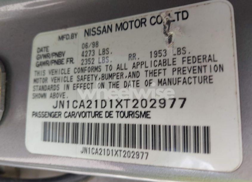 Photo 9 of 1999 Nissan Maxima GLE/GXE/SE/SE-L (VIN JN1CA21D1XT202977)