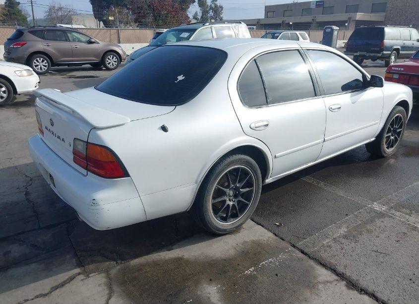 Photo 4 of 1996 Nissan Maxima GLE/GXE/SE (VIN JN1CA21D2TT118001)