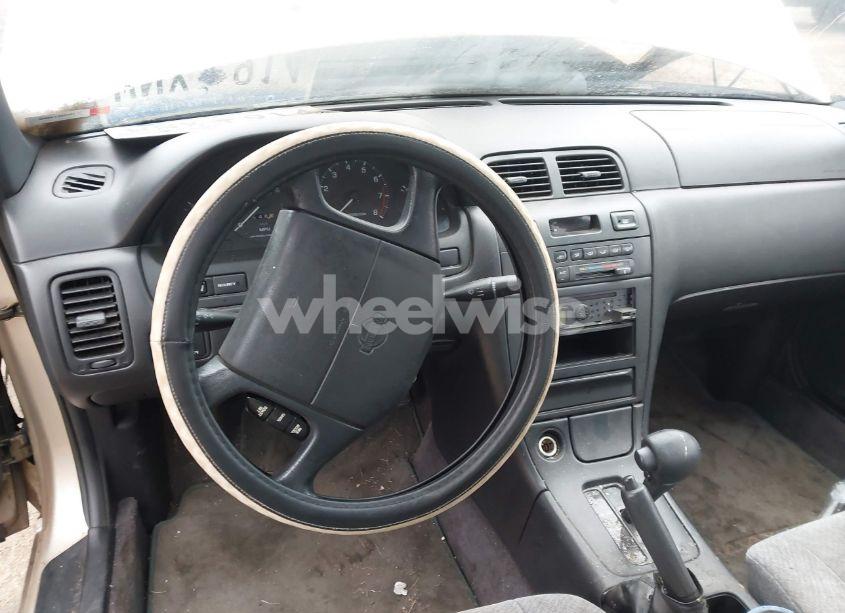 Photo 14 of 1995 Nissan Maxima GLE/GXE/SE (VIN JN1CA21D3ST088070)