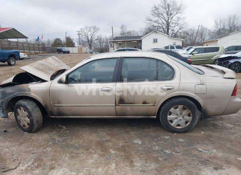 Photo 17 of 1995 Nissan Maxima GLE/GXE/SE (VIN JN1CA21D3ST088070)