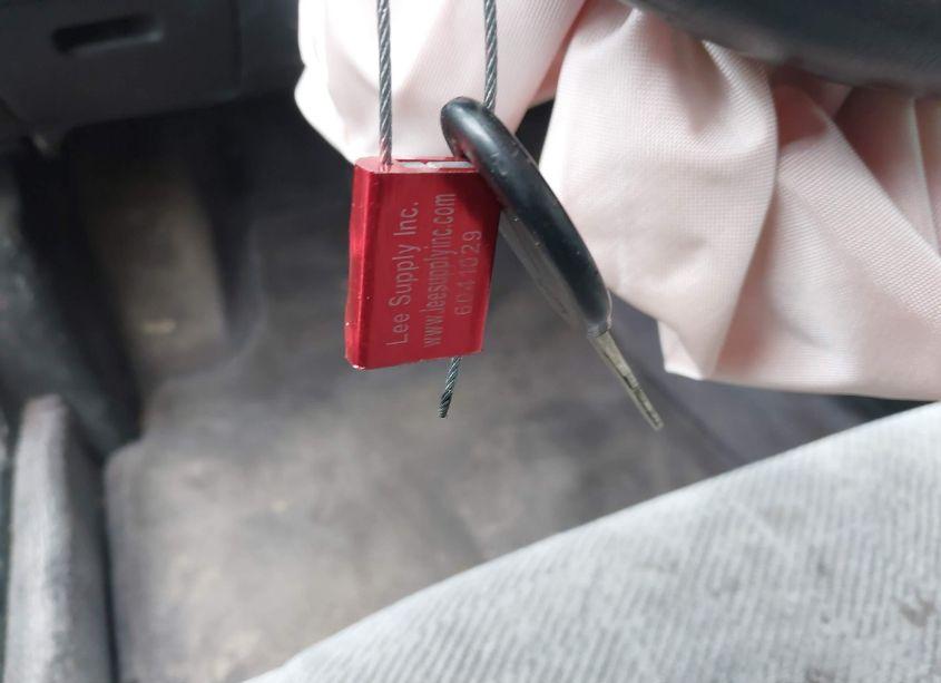 Photo 11 of 1998 Nissan Maxima GLE/GXE/SE (VIN JN1CA21D3WT524177)