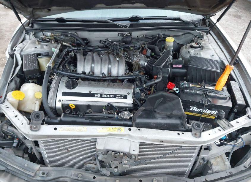 Photo 10 of 1999 Nissan Maxima GLE/GXE/SE/SE-L (VIN JN1CA21D3XT218713)