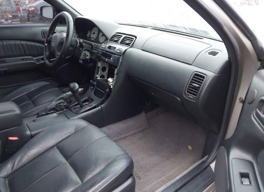 Photo 5 of 1999 Nissan Maxima GLE/GXE/SE/SE-L (VIN JN1CA21D3XT218713)