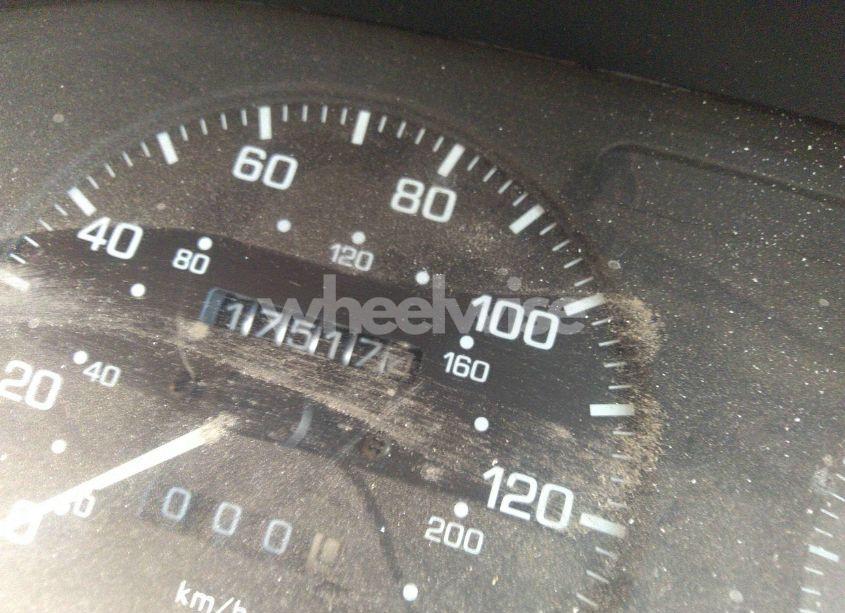 Photo 15 of 1997 Nissan Maxima GLE/GXE/SE (VIN JN1CA21D4VT211850)