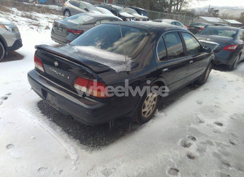 Photo 4 of 1997 Nissan Maxima GLE/GXE/SE (VIN JN1CA21D4VT211850)