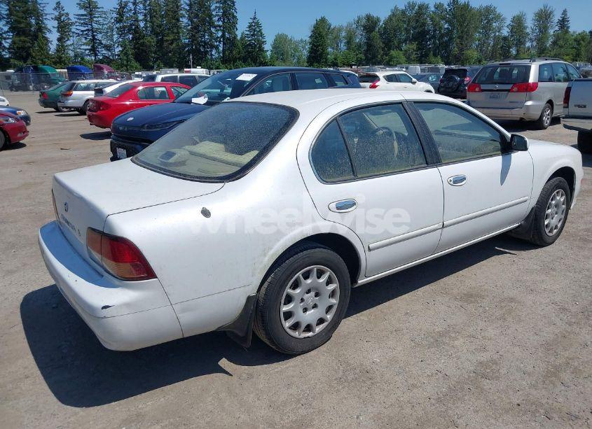 Photo 4 of 1997 Nissan Maxima GLE/GXE/SE (VIN JN1CA21D4VT819884)