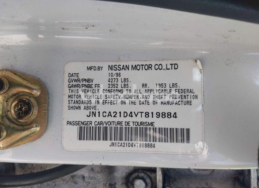 Photo 9 of 1997 Nissan Maxima GLE/GXE/SE (VIN JN1CA21D4VT819884)