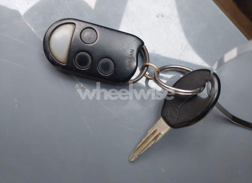 Photo 11 of 1998 Nissan Maxima GLE/GXE/SE (VIN JN1CA21D4WT605270)