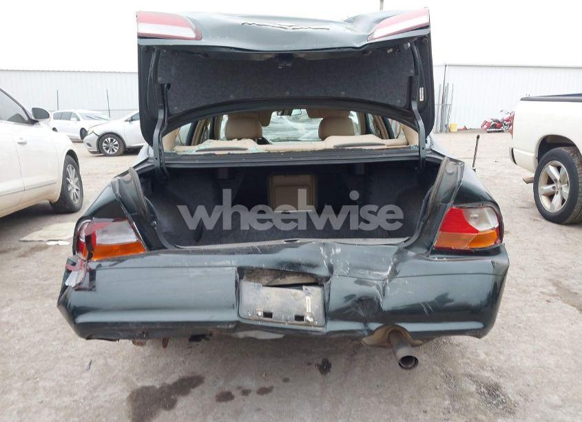 Photo 16 of 1998 Nissan Maxima GLE/GXE/SE (VIN JN1CA21D4WT605270)