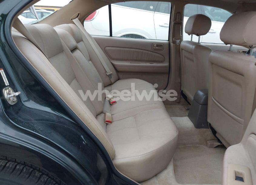 Photo 8 of 1998 Nissan Maxima GLE/GXE/SE (VIN JN1CA21D4WT605270)