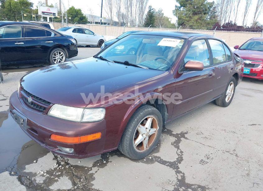 Photo 2 of 1999 Nissan Maxima GLE/GXE/SE/SE-L (VIN JN1CA21D4XT808080)