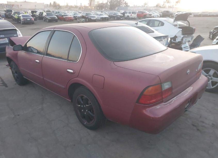 Photo 3 of 1995 Nissan Maxima GLE/GXE/SE (VIN JN1CA21D5ST035435)