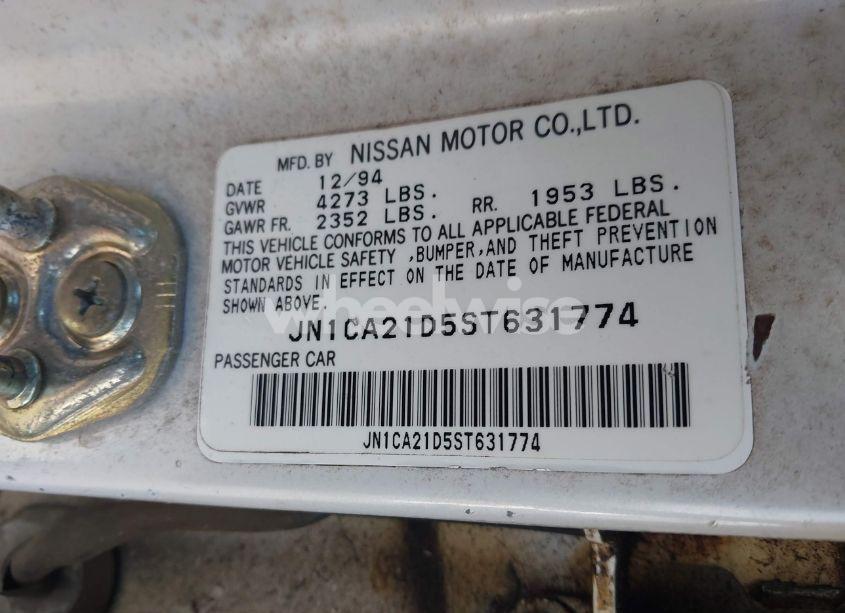 Photo 9 of 1995 Nissan Maxima GLE/GXE/SE (VIN JN1CA21D5ST631774)