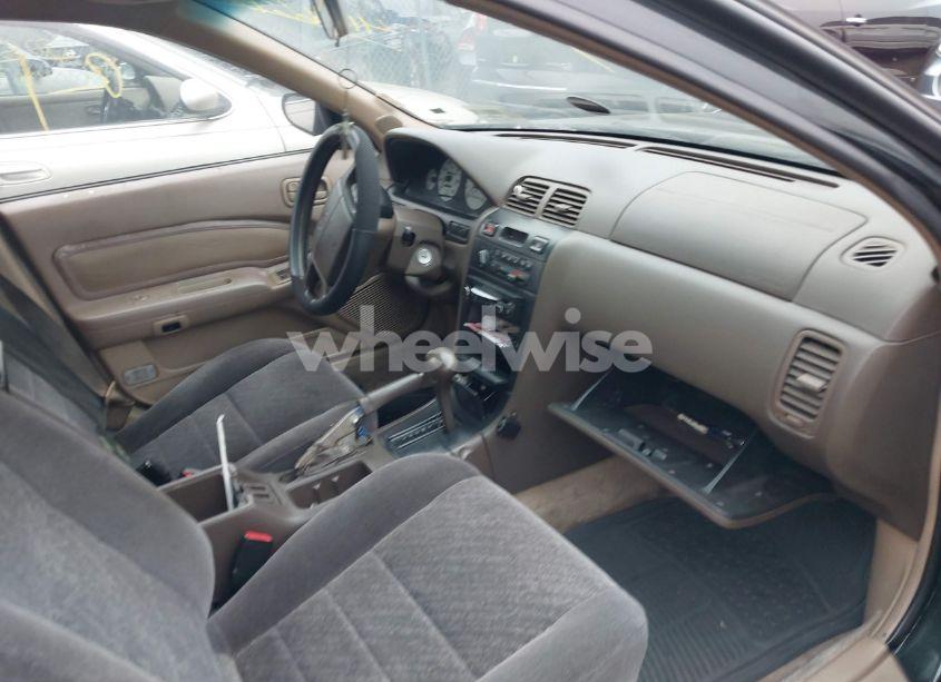 Photo 5 of 1996 Nissan Maxima GLE/GXE/SE (VIN JN1CA21D5TT149291)