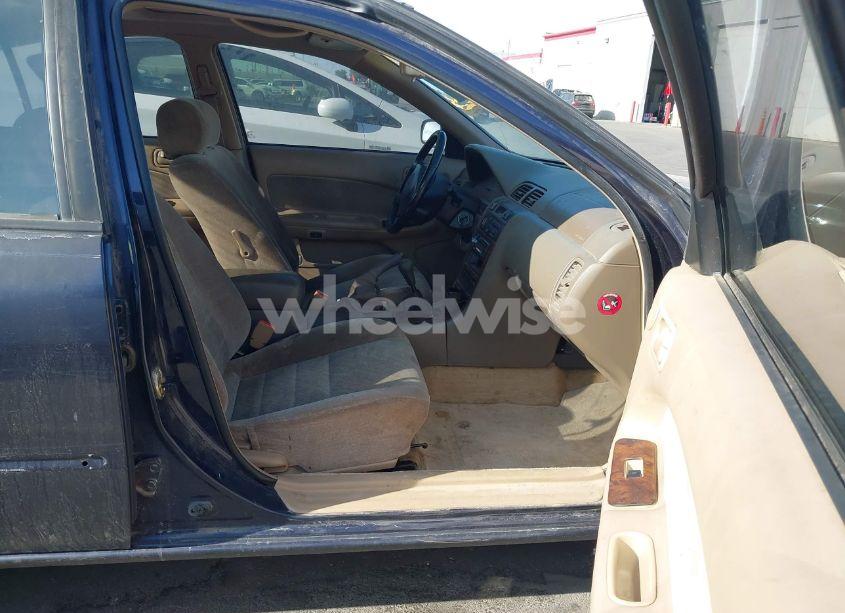 Photo 5 of 1997 Nissan Maxima GLE/GXE/SE (VIN JN1CA21D5VT802107)