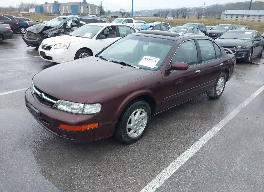 Photo 2 of 1997 Nissan Maxima GLE/GXE/SE (VIN JN1CA21D5VT814760)