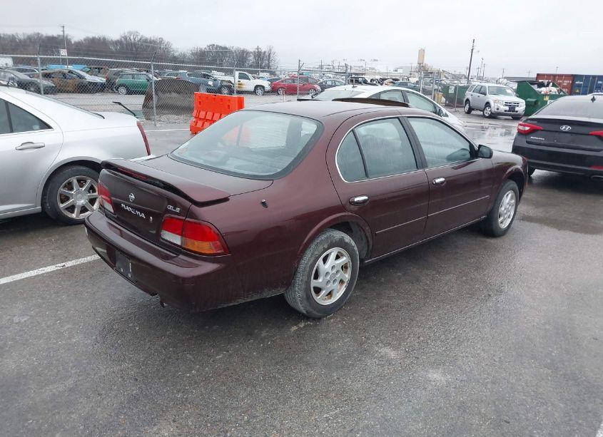 Photo 4 of 1997 Nissan Maxima GLE/GXE/SE (VIN JN1CA21D5VT814760)