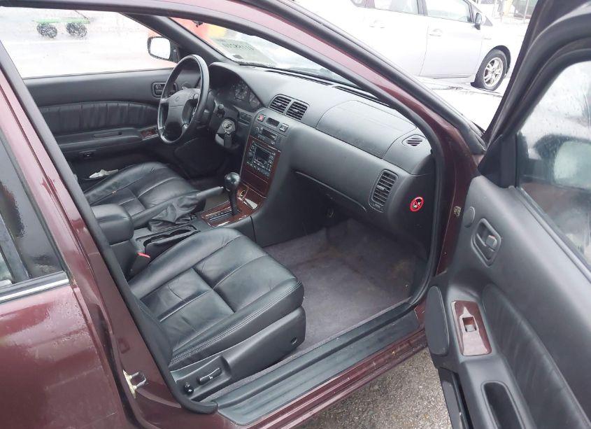 Photo 5 of 1997 Nissan Maxima GLE/GXE/SE (VIN JN1CA21D5VT814760)