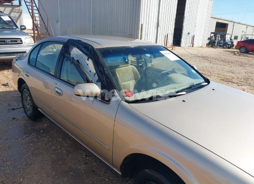 Photo 12 of 1997 Nissan Maxima GLE/GXE/SE (VIN JN1CA21D5VT847225)