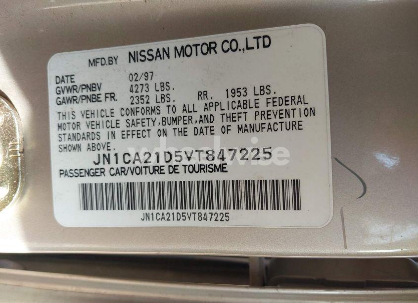 Photo 9 of 1997 Nissan Maxima GLE/GXE/SE (VIN JN1CA21D5VT847225)