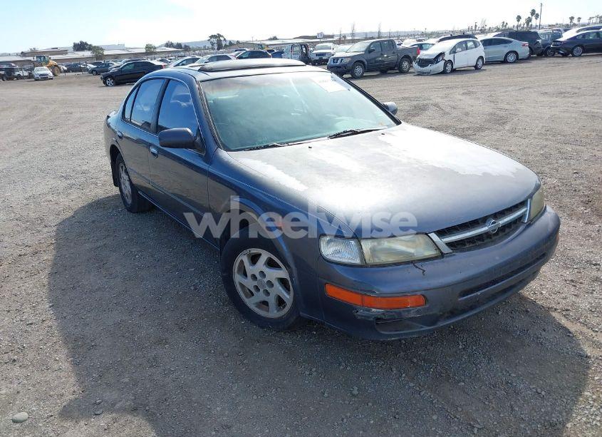 1999 Nissan Maxima GLE/GXE/SE/SE-L (VIN JN1CA21D5XM409267) main photo