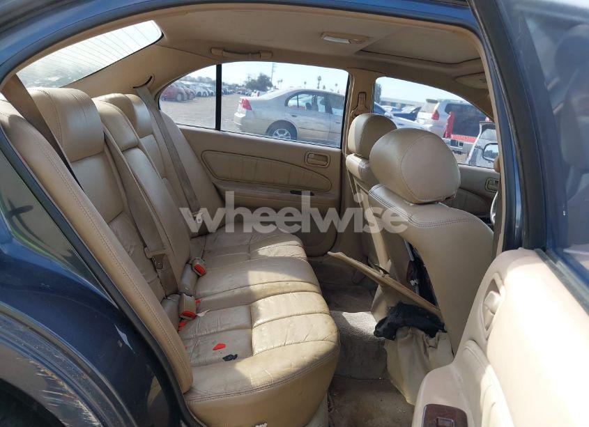 Photo 8 of 1999 Nissan Maxima GLE/GXE/SE/SE-L (VIN JN1CA21D5XM409267)