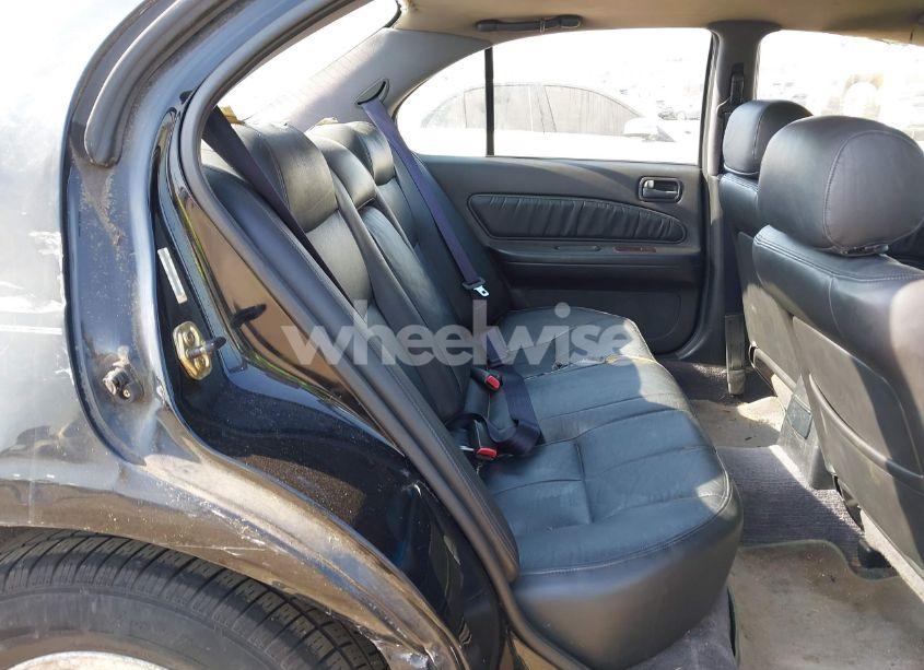 Photo 8 of 1996 Nissan Maxima GLE/GXE/SE (VIN JN1CA21D6TT702370)