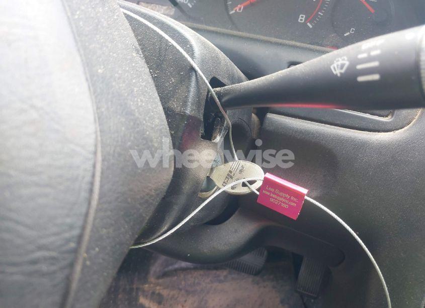 Photo 11 of 1998 Nissan Maxima GLE/GXE/SE (VIN JN1CA21D6WT501458)