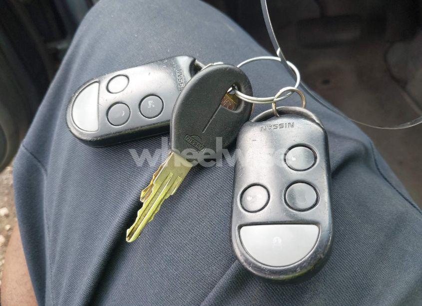 Photo 11 of 1998 Nissan Maxima GLE/GXE/SE (VIN JN1CA21D6WT536436)