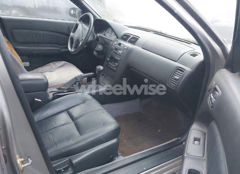Photo 5 of 1999 Nissan Maxima GLE/GXE/SE/SE-L (VIN JN1CA21D6XT216129)